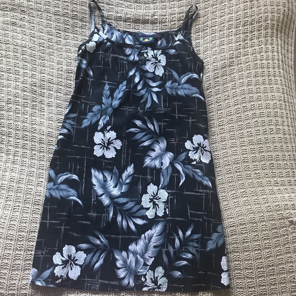 Hawaiian print dress